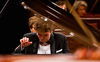 Szymon Nehring – jeden z najzdolniejszych pianistów młodego pokolenia zagra w Węgorzewie